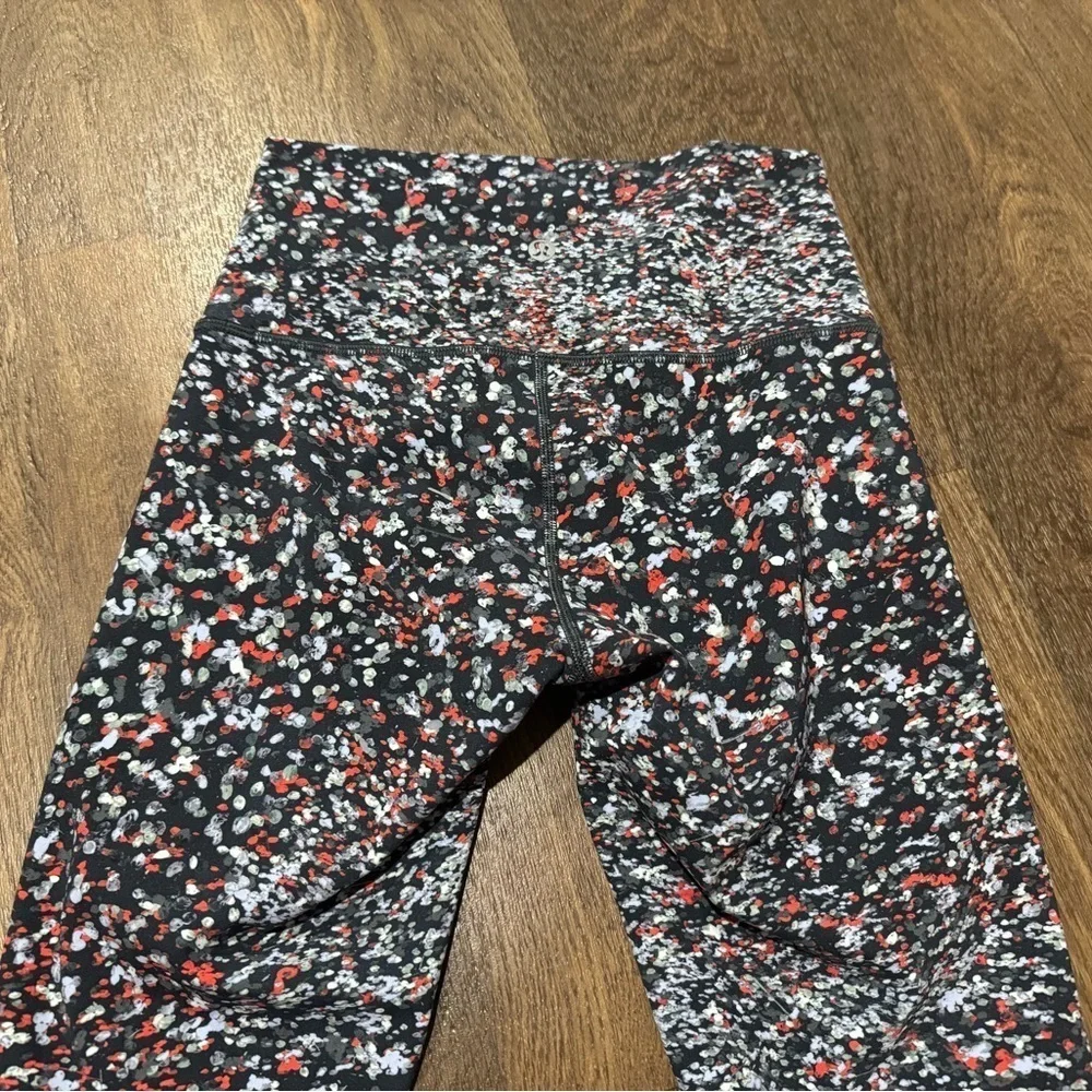 Lululemon Size 4 Align High Rise Leggings Athletic Water Blossom Mutlicolor